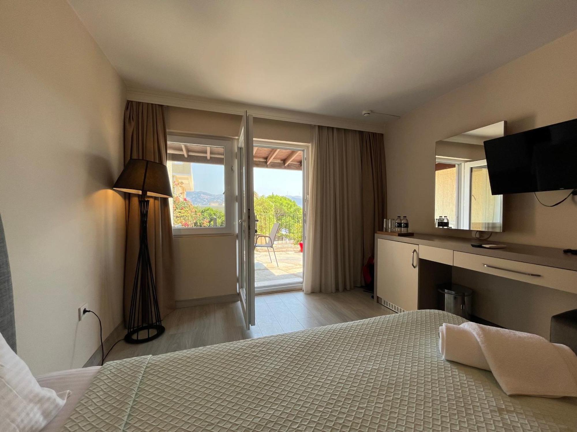 Farrys Boutique Hotel & Beach Club - Yalikavak Bagian luar foto